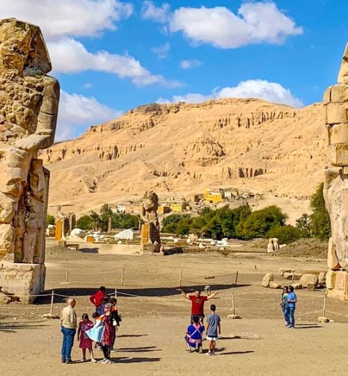 Луксор, Долина цариц